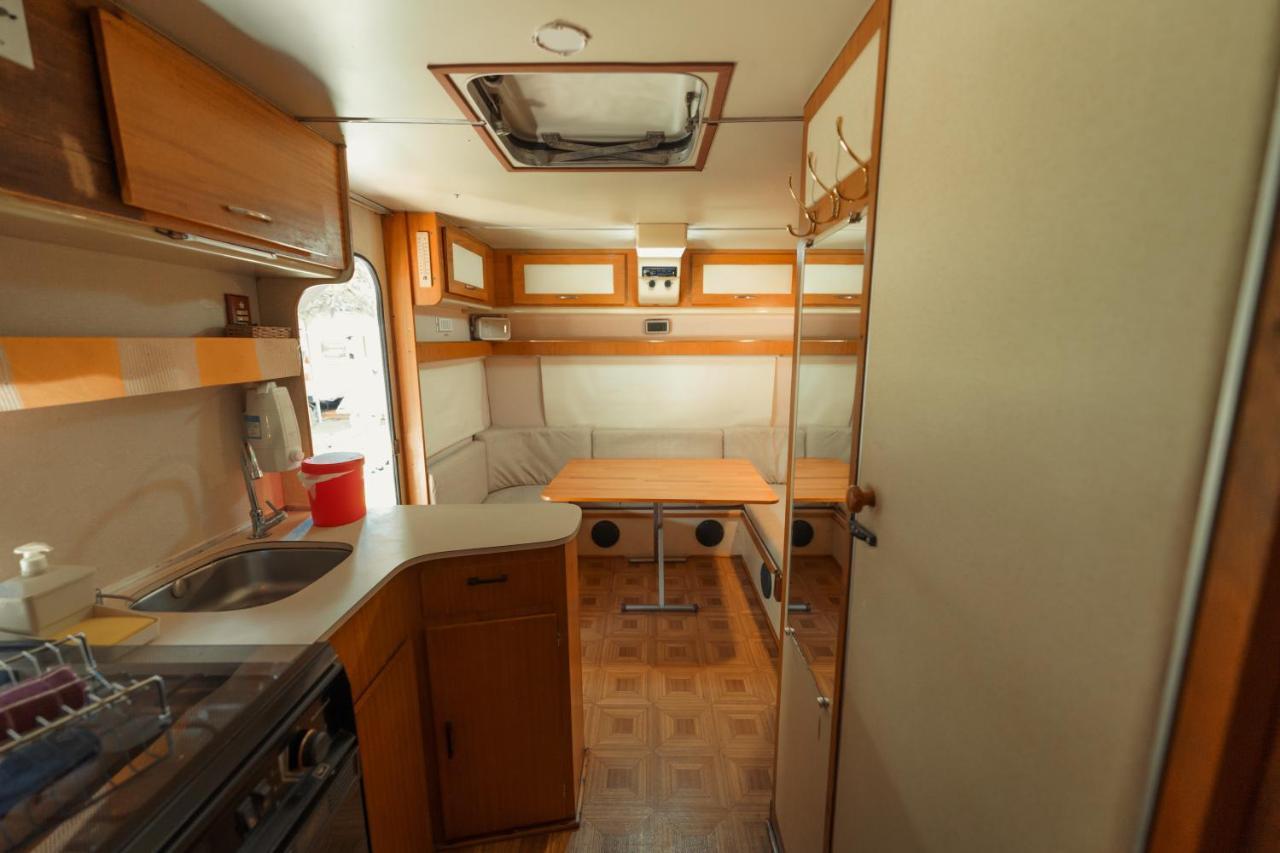 Acampamento La Brume Trailers *